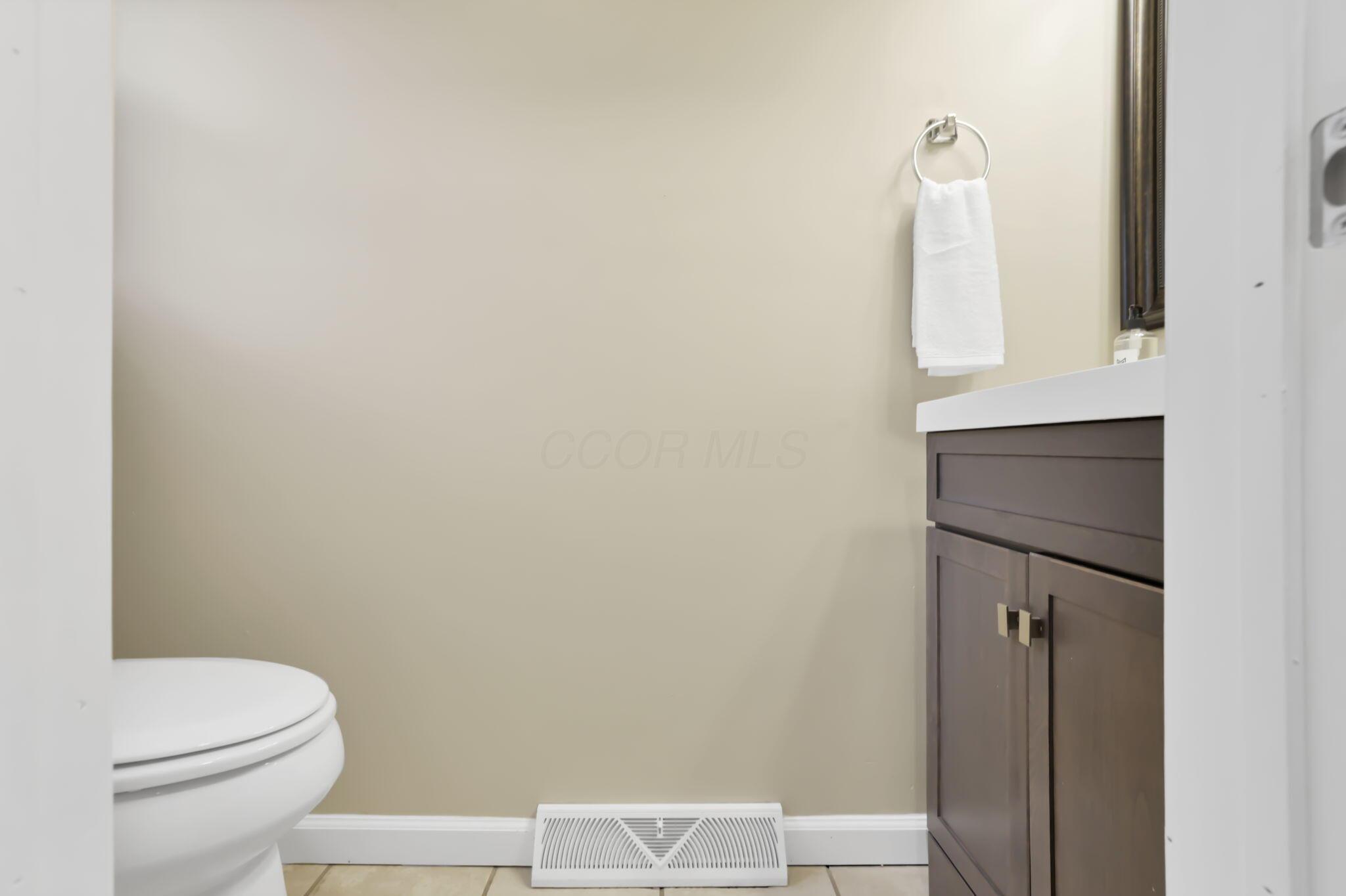 6365 Karl Road Columbus, OH 43229 - Photo 23 of 51 27-web-or-mls-939A9773