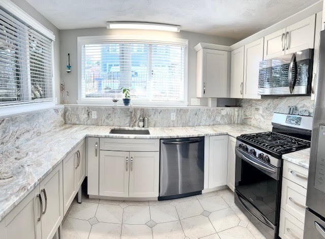 3 Fallon Way Nahant, MA 01908 - Photo 10 of 20 Gallery Image 10
