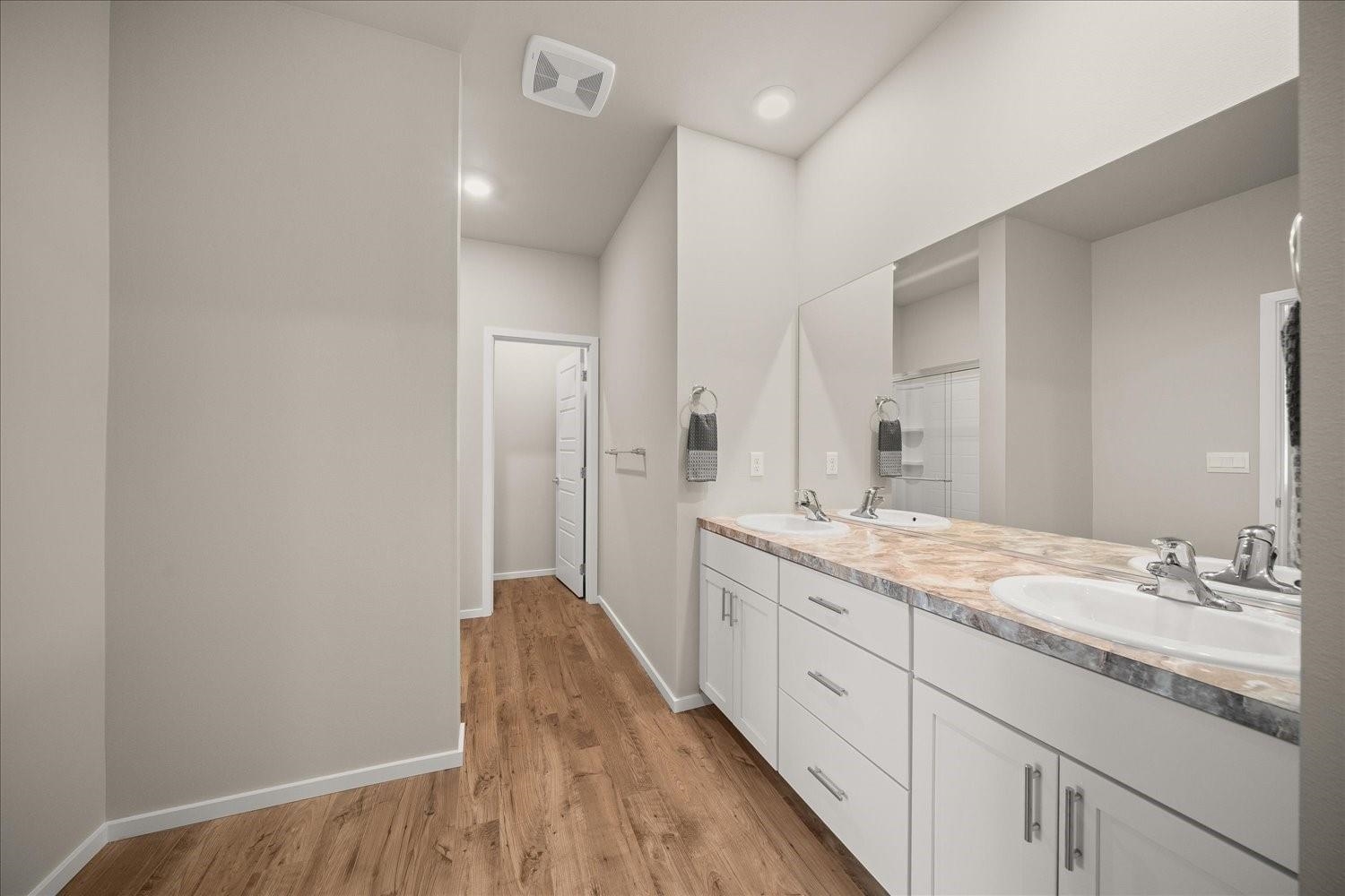 8406 West Red Street Spokane, WA 99224 - Photo 3 of 50