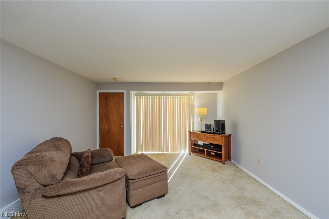 8751 West Ridge Road, Unit A Elyria, OH 44035 - Photo 4 of 16 Gallery Image 4