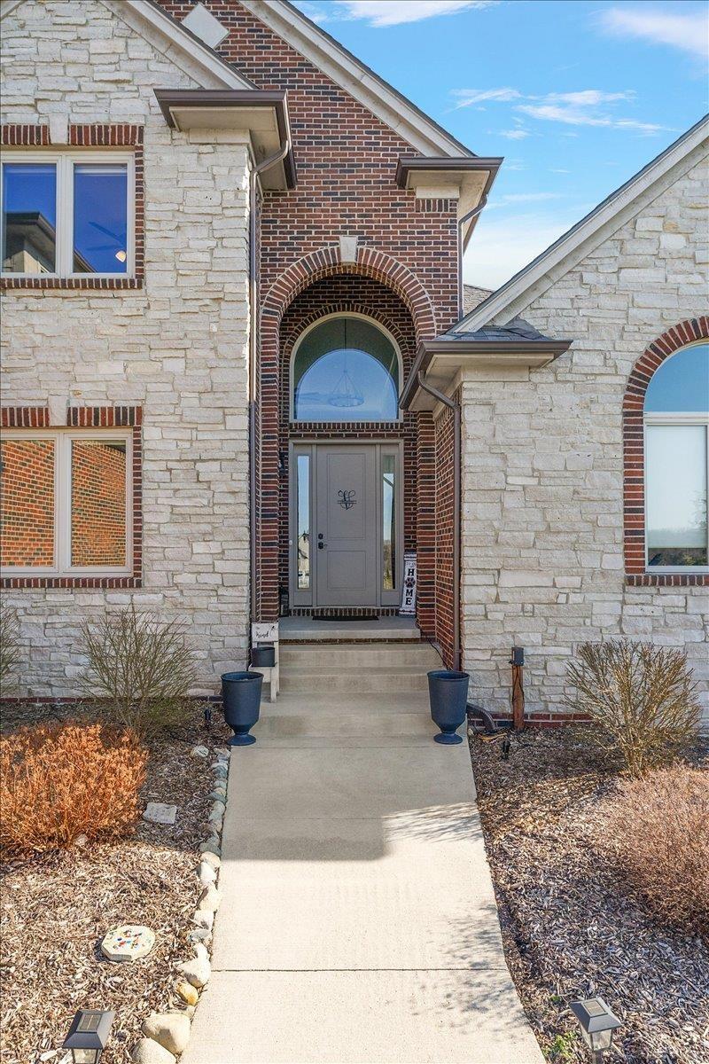 8166 Morningside Drive Romeo, MI 48065 - Photo 6 of 81