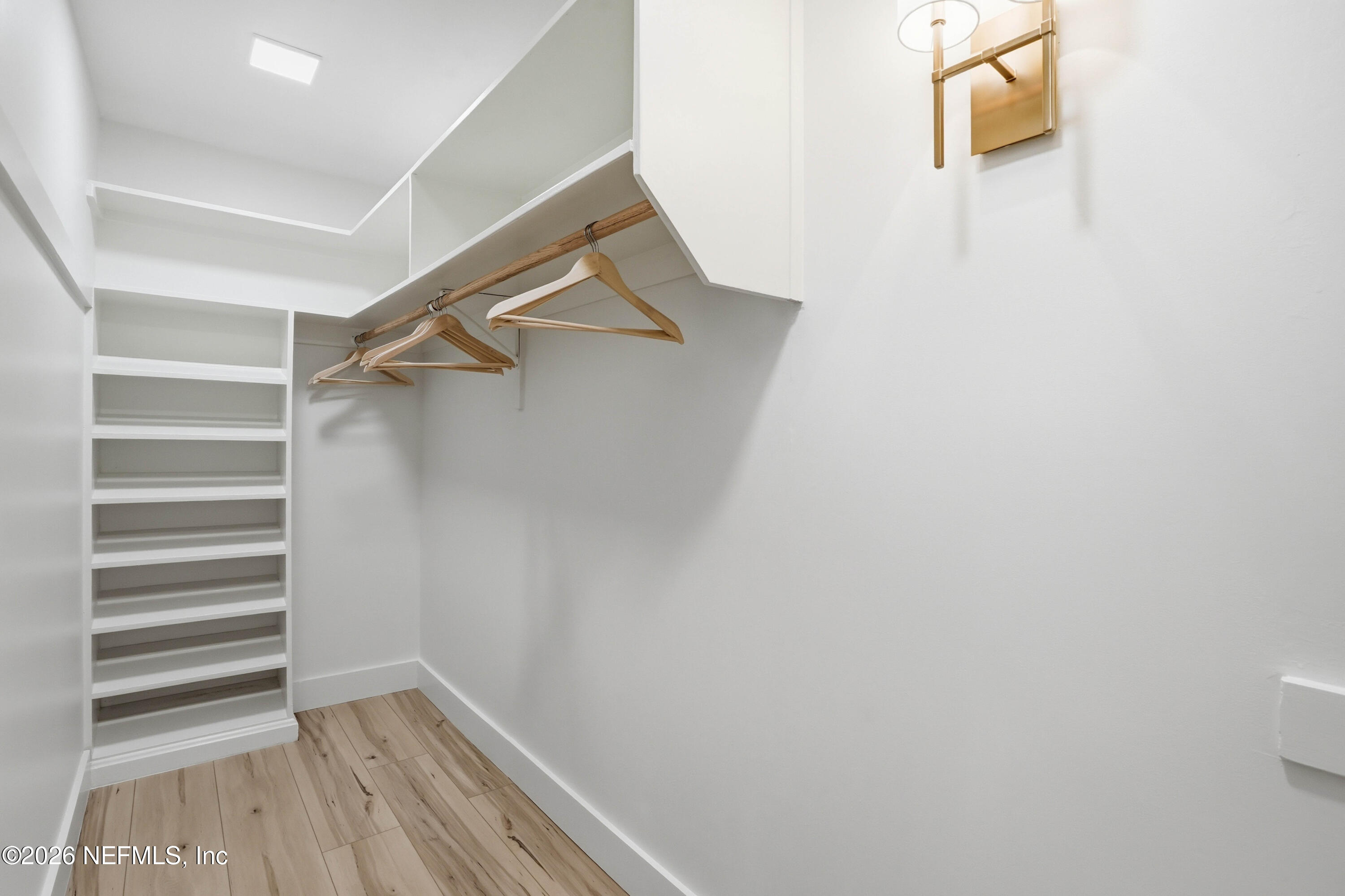 8228 Hollyridge Road Jacksonville, FL 32256 - Photo 20 of 65 25-Walk-in Closet