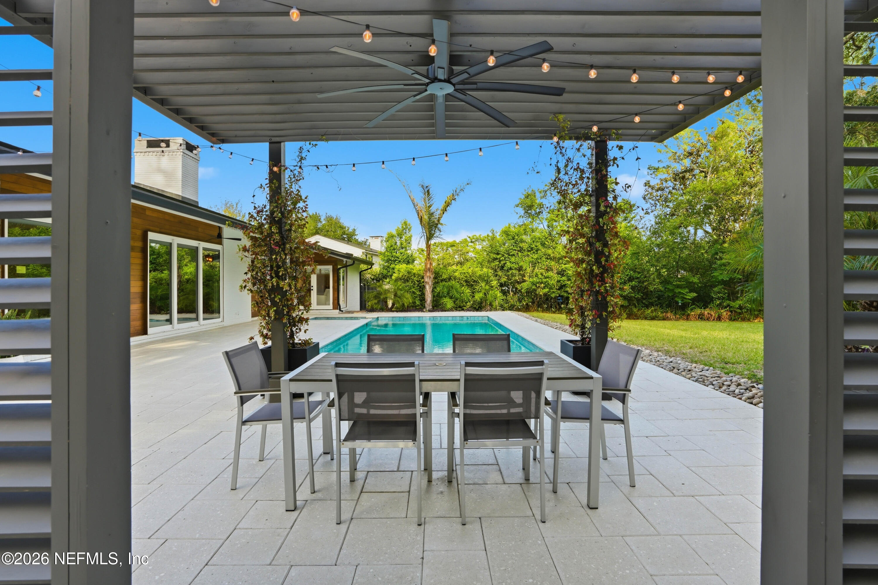 8228 Hollyridge Road Jacksonville, FL 32256 - Photo 35 of 65 43-Patio