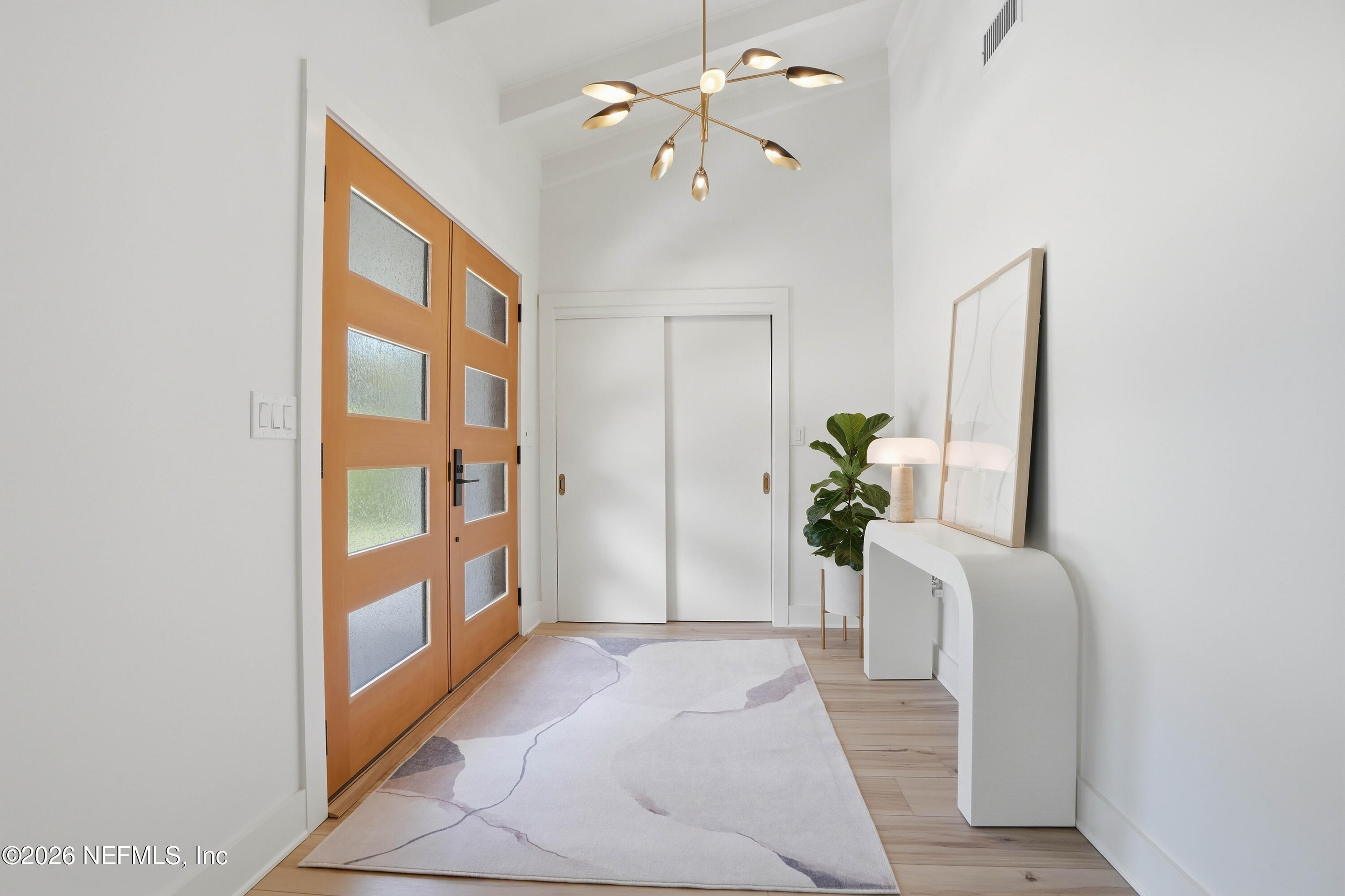 8228 Hollyridge Road Jacksonville, FL 32256 - Photo 5 of 65 05-Foyer