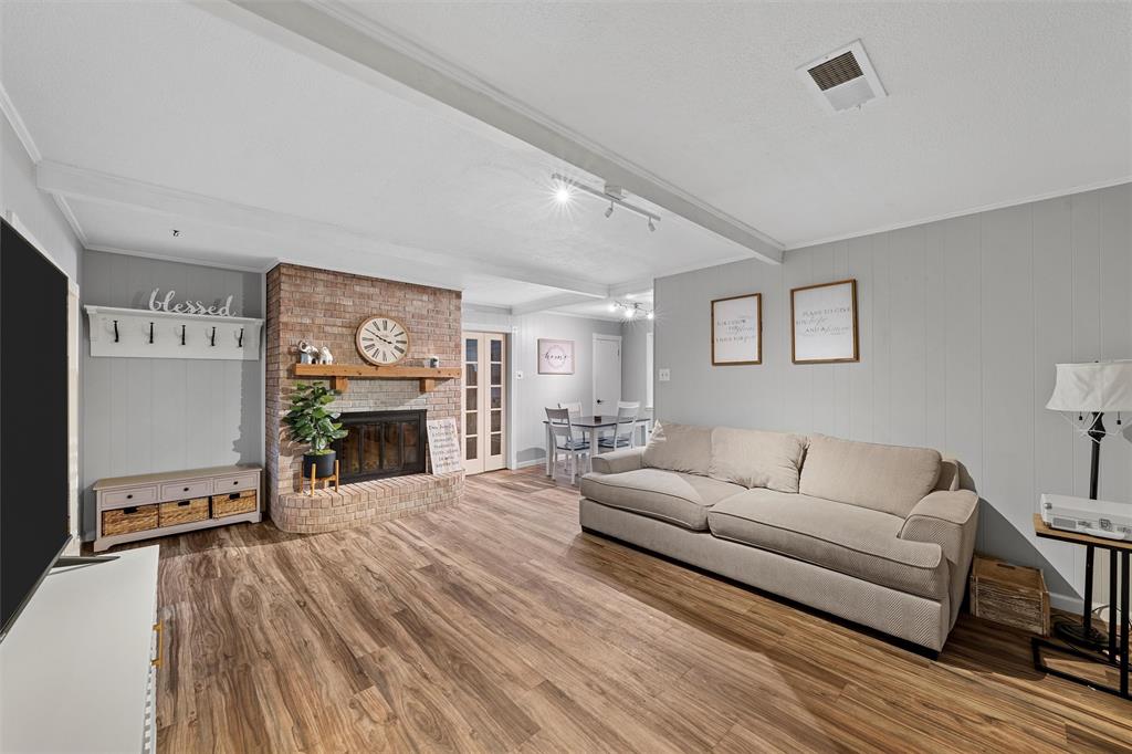 518 Fairway Road Woodway, TX 76712 - Photo 2 of 26