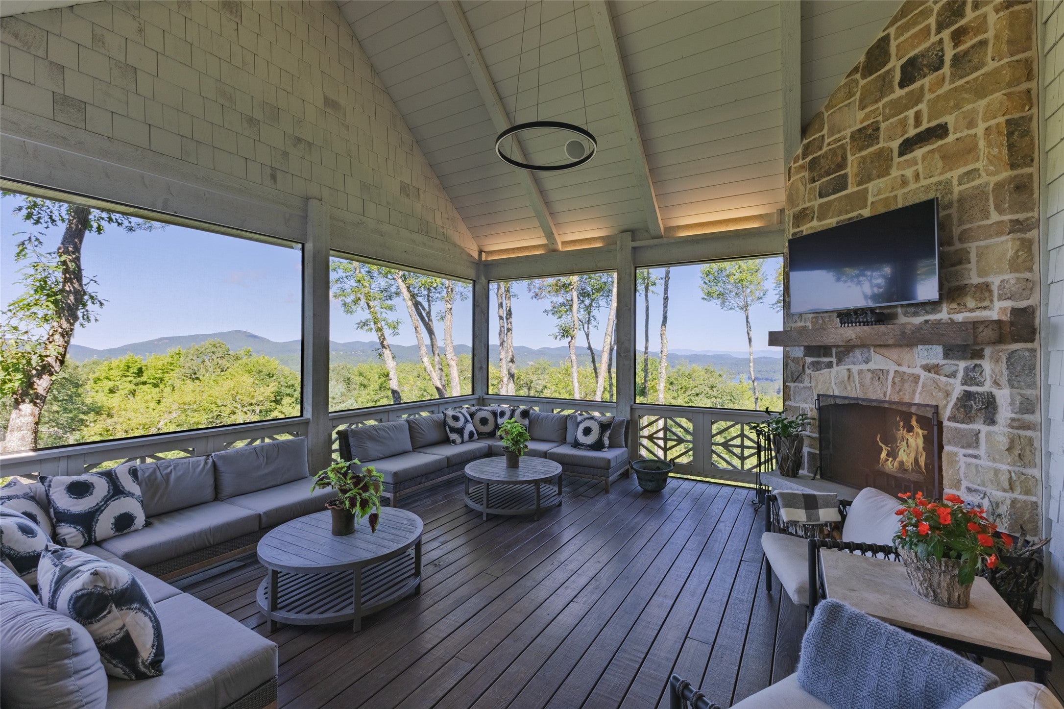 486 Kerry Hill Road Cashiers, NC 28717 - Photo 23 of 71 Gallery Image 23