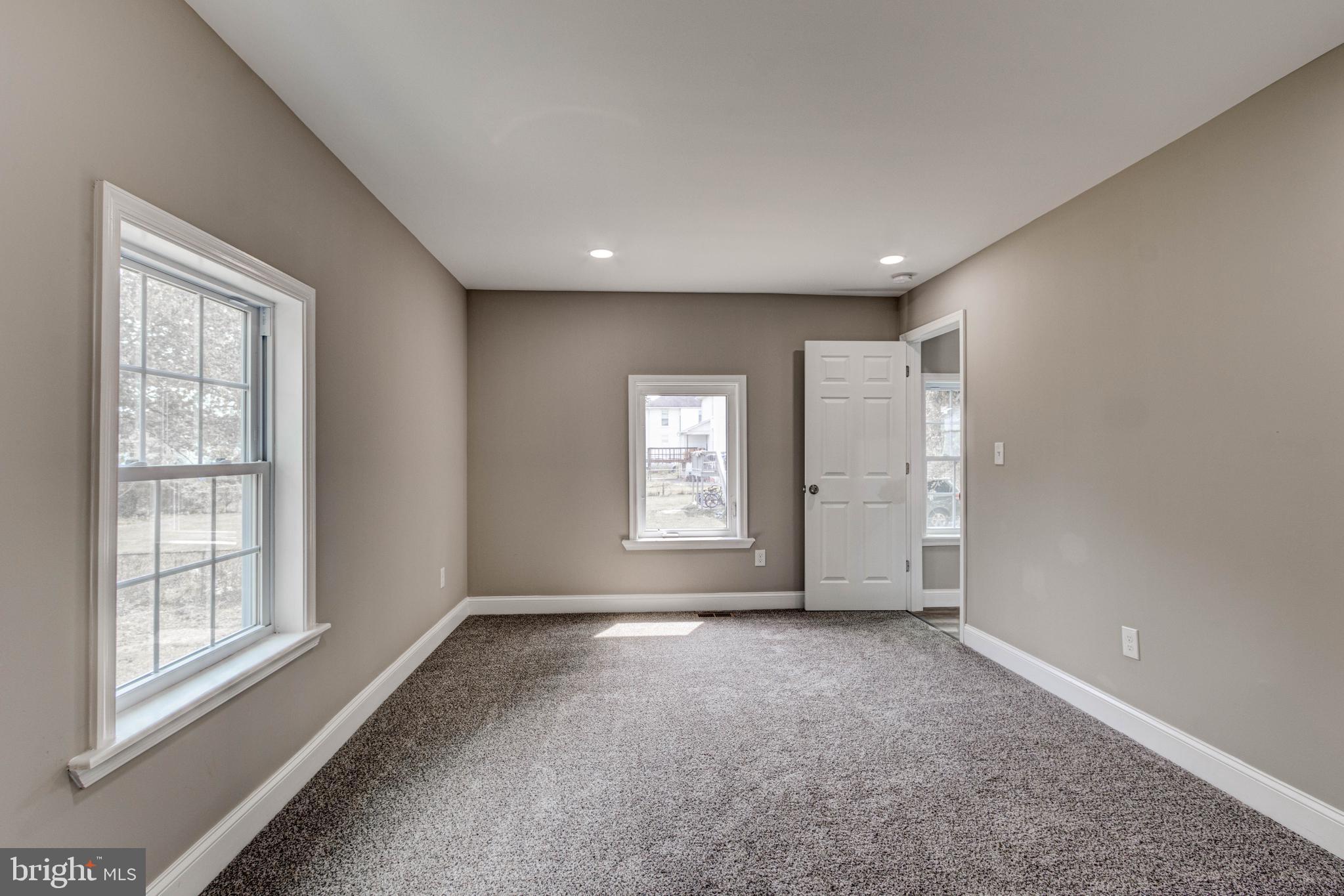 3319 Fairview Road Gwynn Oak, MD 21207 - Photo 15 of 29 Gallery Image 15