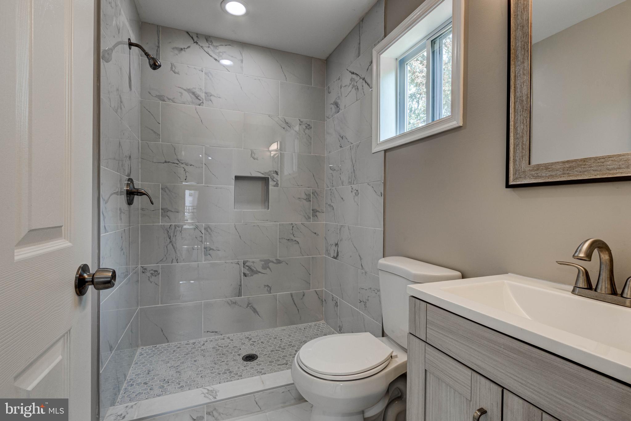 3319 Fairview Road Gwynn Oak, MD 21207 - Photo 16 of 29 Gallery Image 16