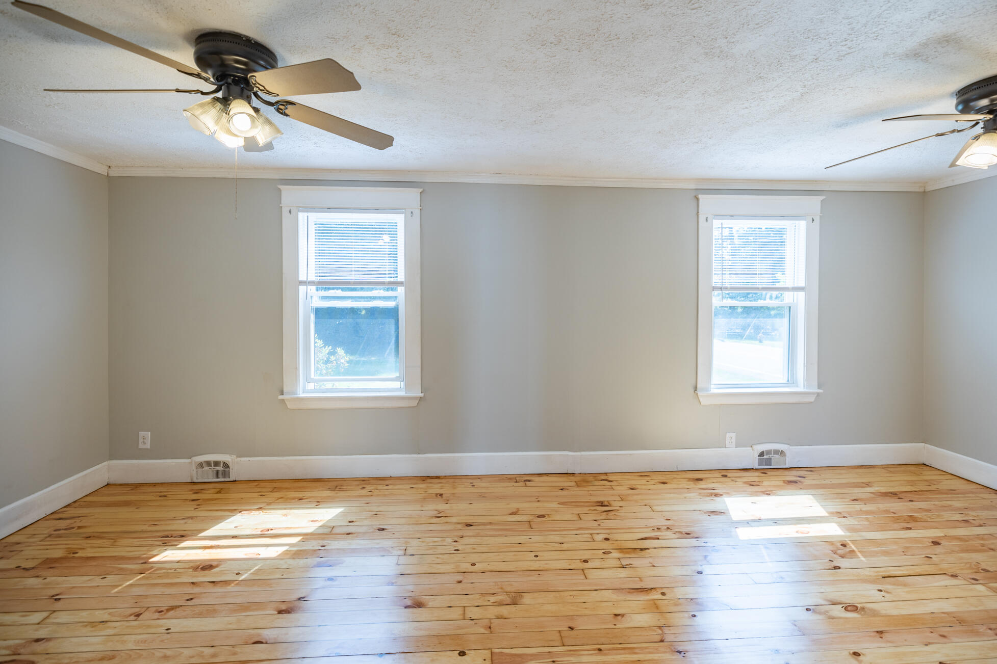 54 Goddard Road Lewiston, ME 04240 - Photo 7 of 28 6I3A0454-HDR