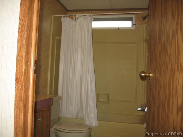 628 Zion Branch Road Saluda, VA 23149 - Photo 2 of 9