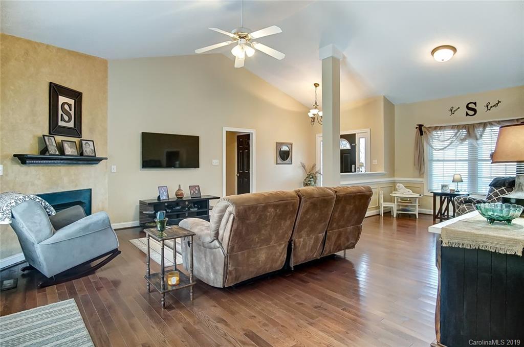 3195 Lake Shore Road South Denver, NC 28037 - Photo 14 of 46 Gallery Image 14