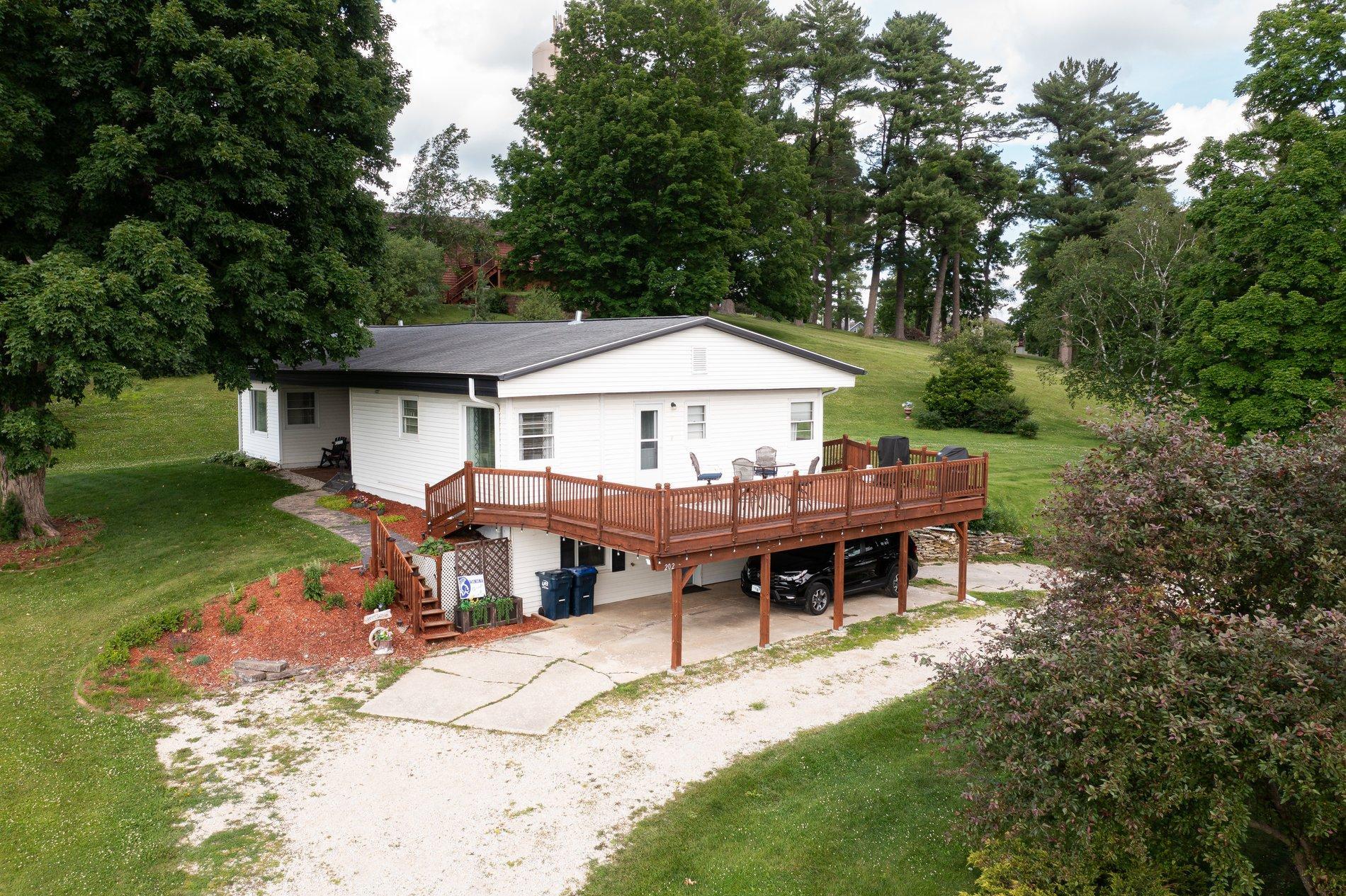 202 Ridgeview Lane South Lanesboro, MN 55949 - Photo 2 of 44