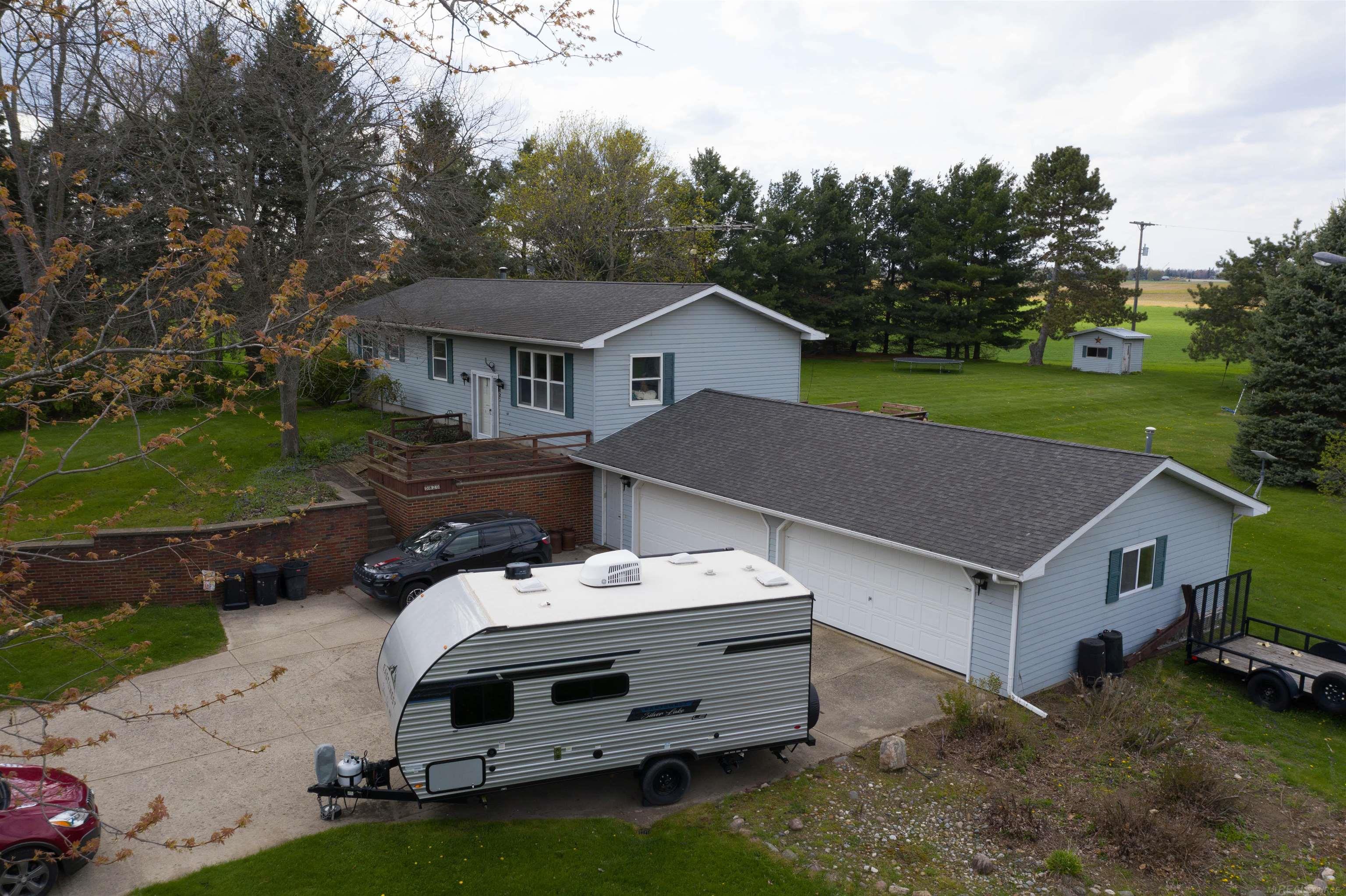 5820 Lynd Road Marlette, MI 48453 - Photo 7 of 54