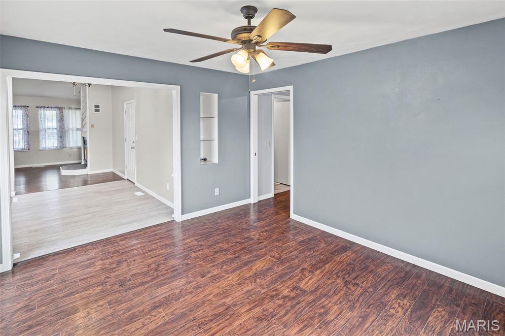 212 Red Bird Street Troy, IL 62294 - Photo 19 of 39