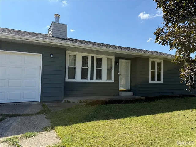 $255,000 | 212 Red Bird Street, Troy, IL 62294