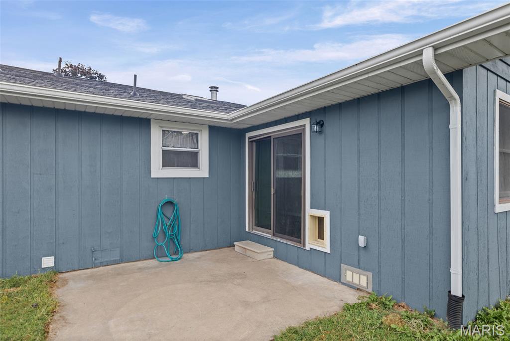 212 Red Bird Street Troy, IL 62294 - Photo 6 of 39