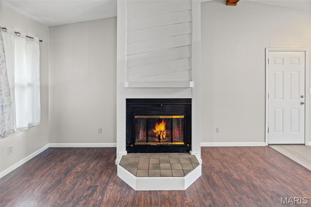 212 Red Bird Street Troy, IL 62294 - Photo 9 of 39