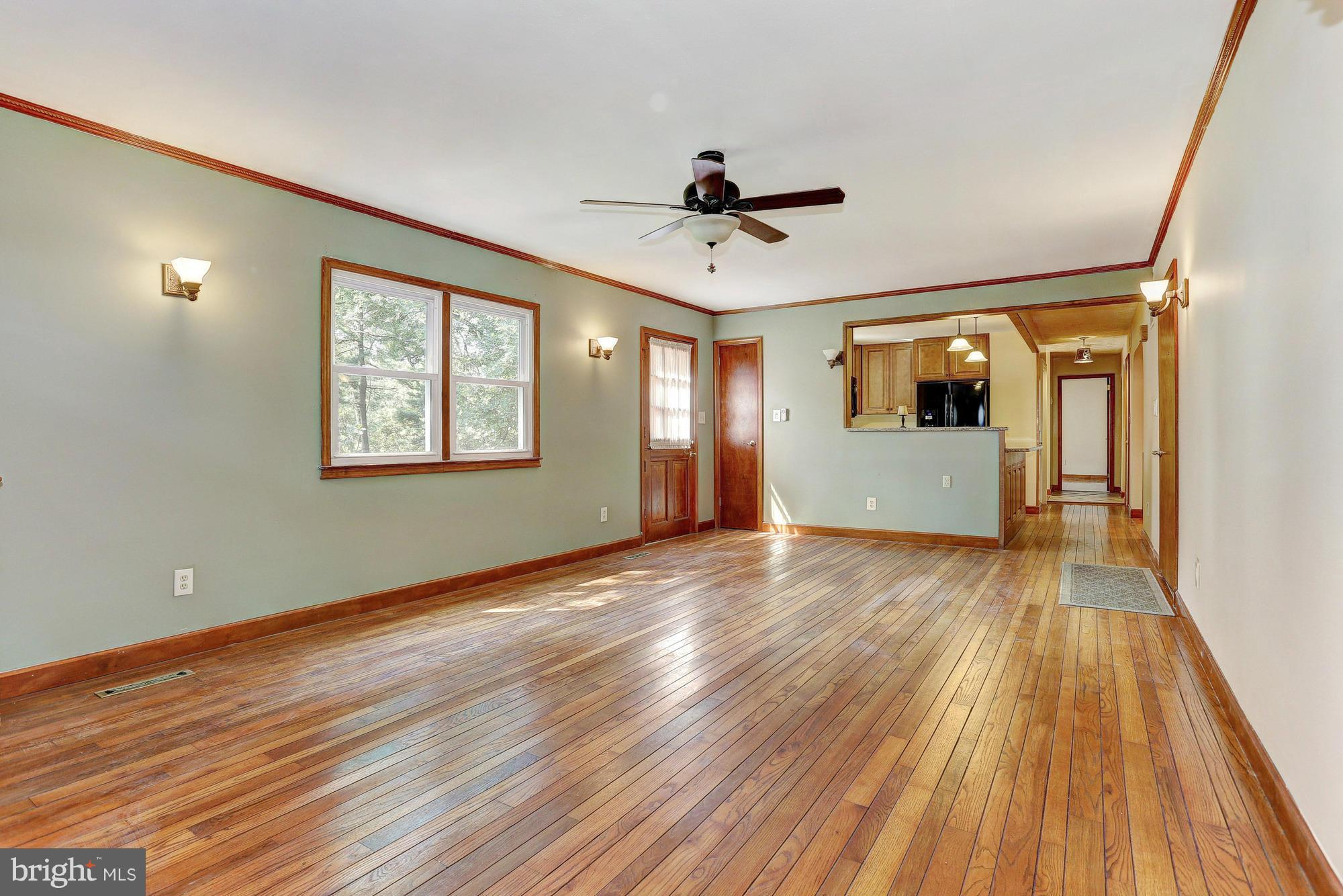 2304 Da Lib Road Finksburg, MD 21048 - Photo 8 of 22 Family Room