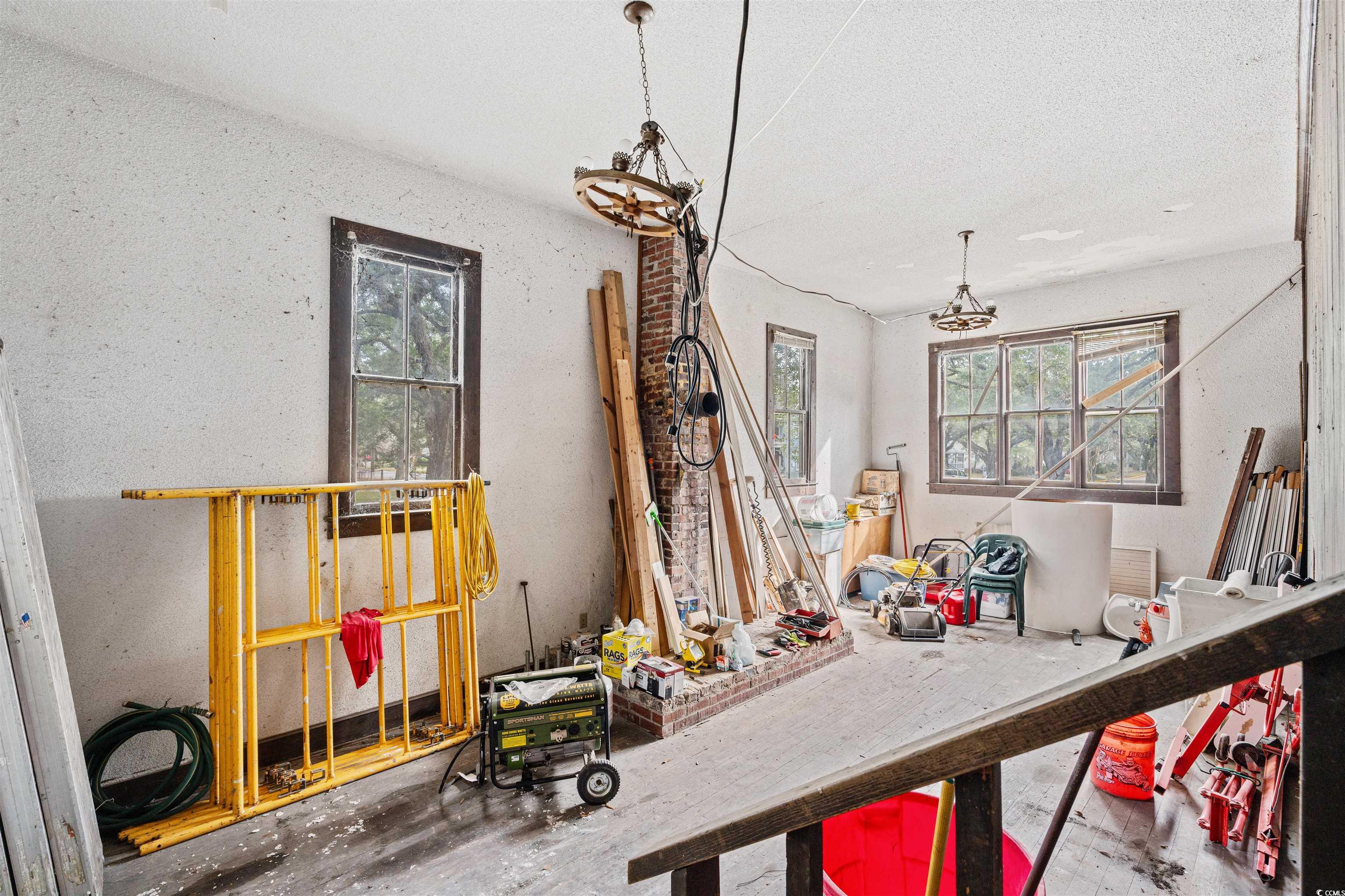 133 Wood Street Georgetown, SC 29440 - Photo 16 of 37 prime room to be converted to a downstairs owners suite