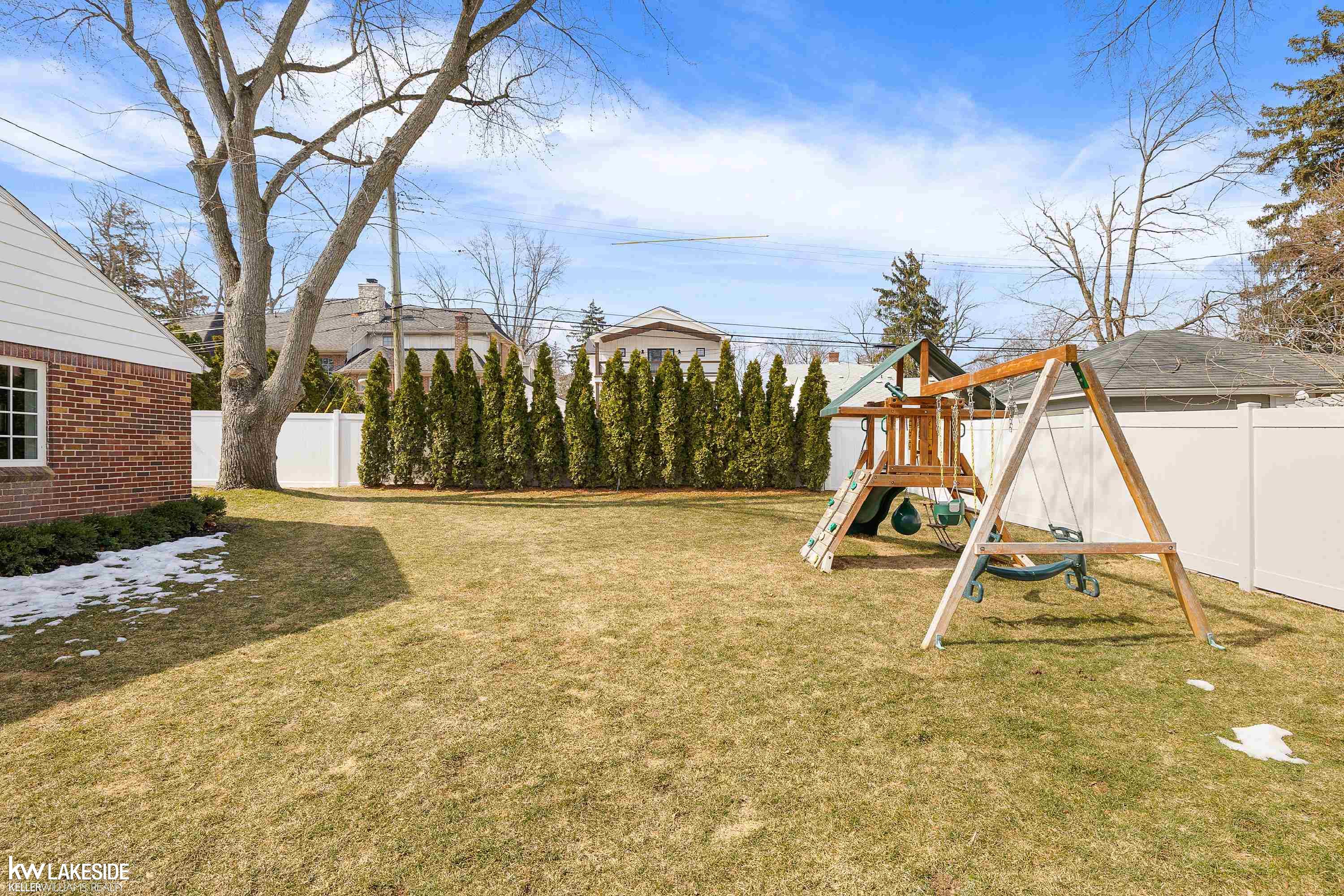 315 Wesley Street Rochester, MI 48307 - Photo 4 of 60