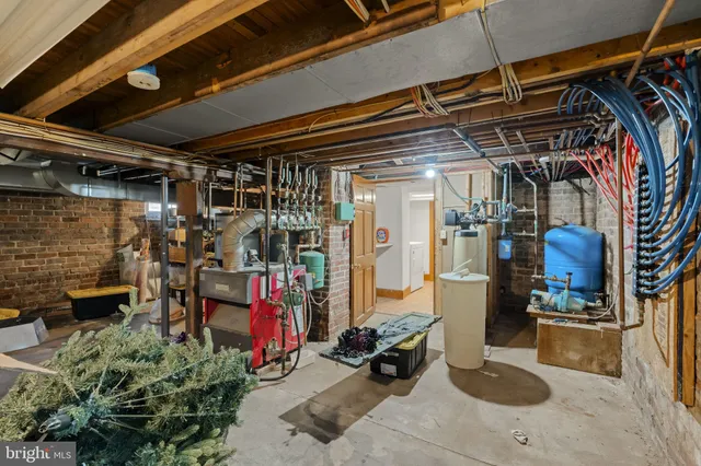 $599,900 | 451 Pine Swamp Road, Elverson, PA 19520