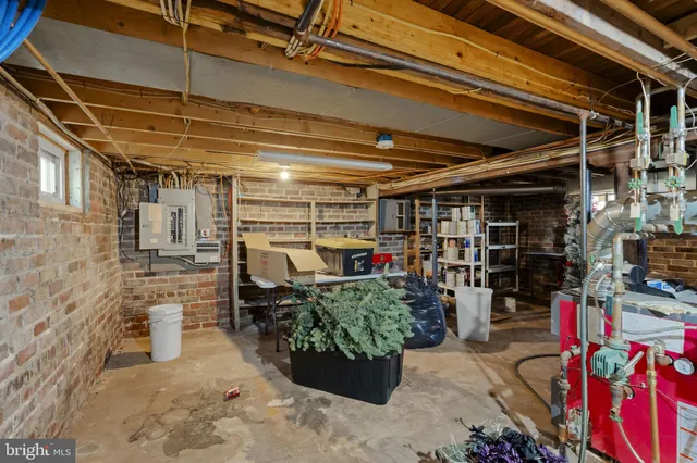 $599,900 | 451 Pine Swamp Road, Elverson, PA 19520