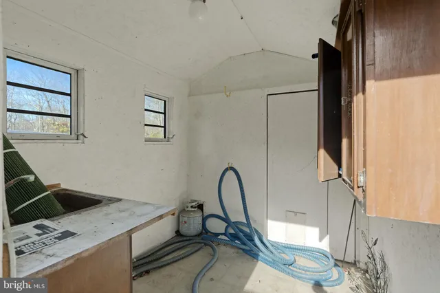 $599,900 | 451 Pine Swamp Road, Elverson, PA 19520