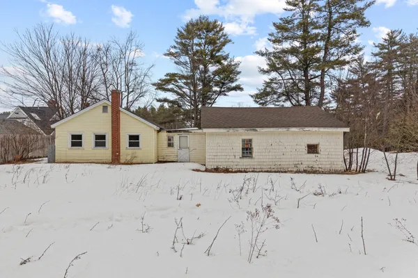 $235,000 | 1042 Pequawket Trail, Standish, ME 04085