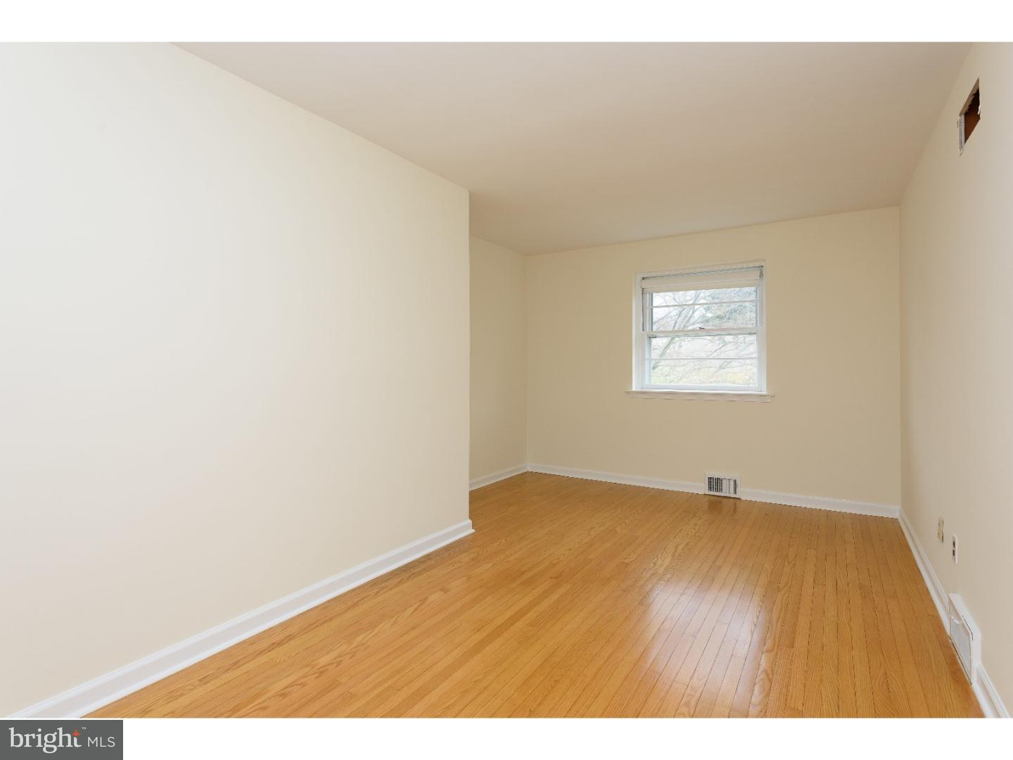 304 North Kent Road Broomall, PA 19008 - Photo 19 of 25 Gallery Image 19