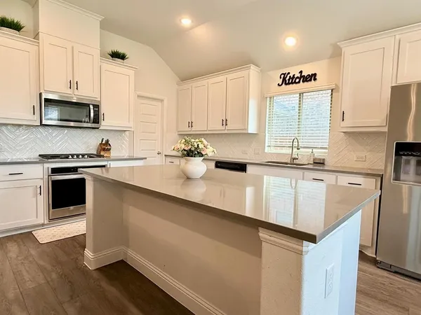 $2,650 | 2211 Grassland Avenue, Melissa, TX 75454