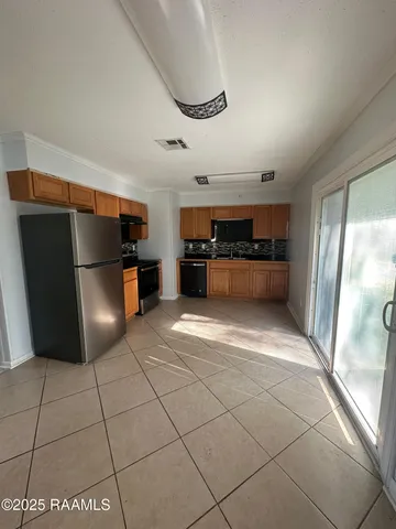 $1,290 | Undisclosed Address, Lafayette, LA 70507