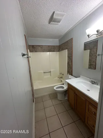 $1,290 | Undisclosed Address, Lafayette, LA 70507