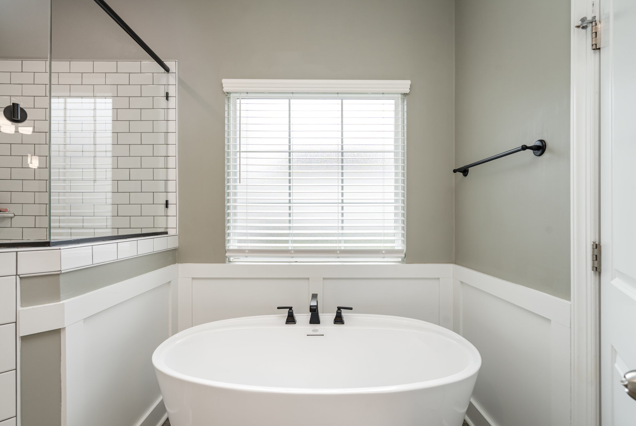 7445 Swindon Boulevard Fairview, TN 37062 - Photo 16 of 38 a bathroom with a sink and a bathtub