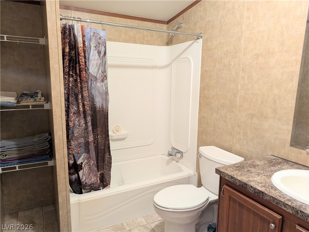 944 Holt Caliente, NV 89008 - Photo 14 of 20 Bath #2