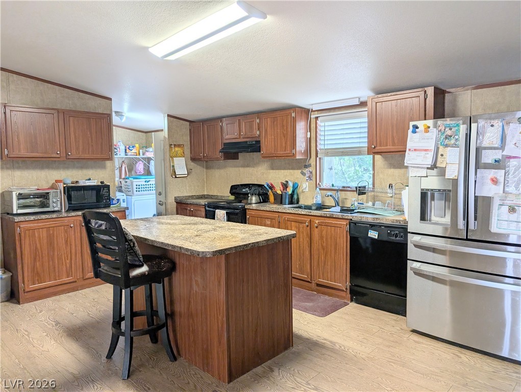 944 Holt Caliente, NV 89008 - Photo 6 of 20 Kitchen
