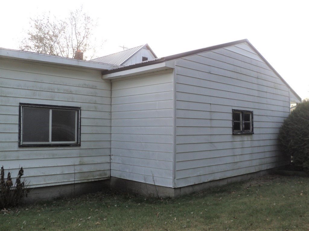 1256 North Sheridan Road Stanton, MI 48888 - Photo 7 of 10 1841664-6.JPG