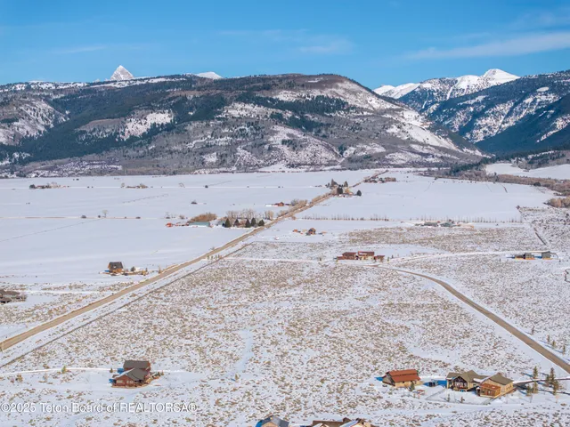 $300,000 | 381 East 3000 South, Driggs, ID 83422