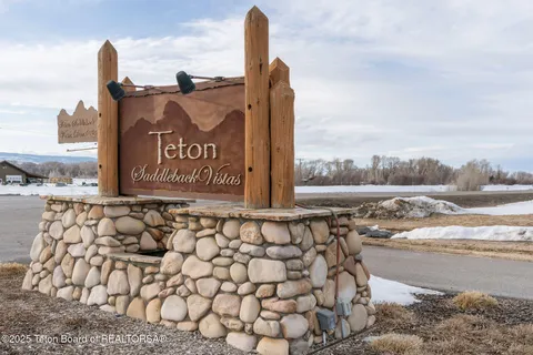 $300,000 | 381 East 3000 South, Driggs, ID 83422