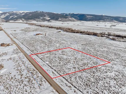 $300,000 | 381 East 3000 South, Driggs, ID 83422