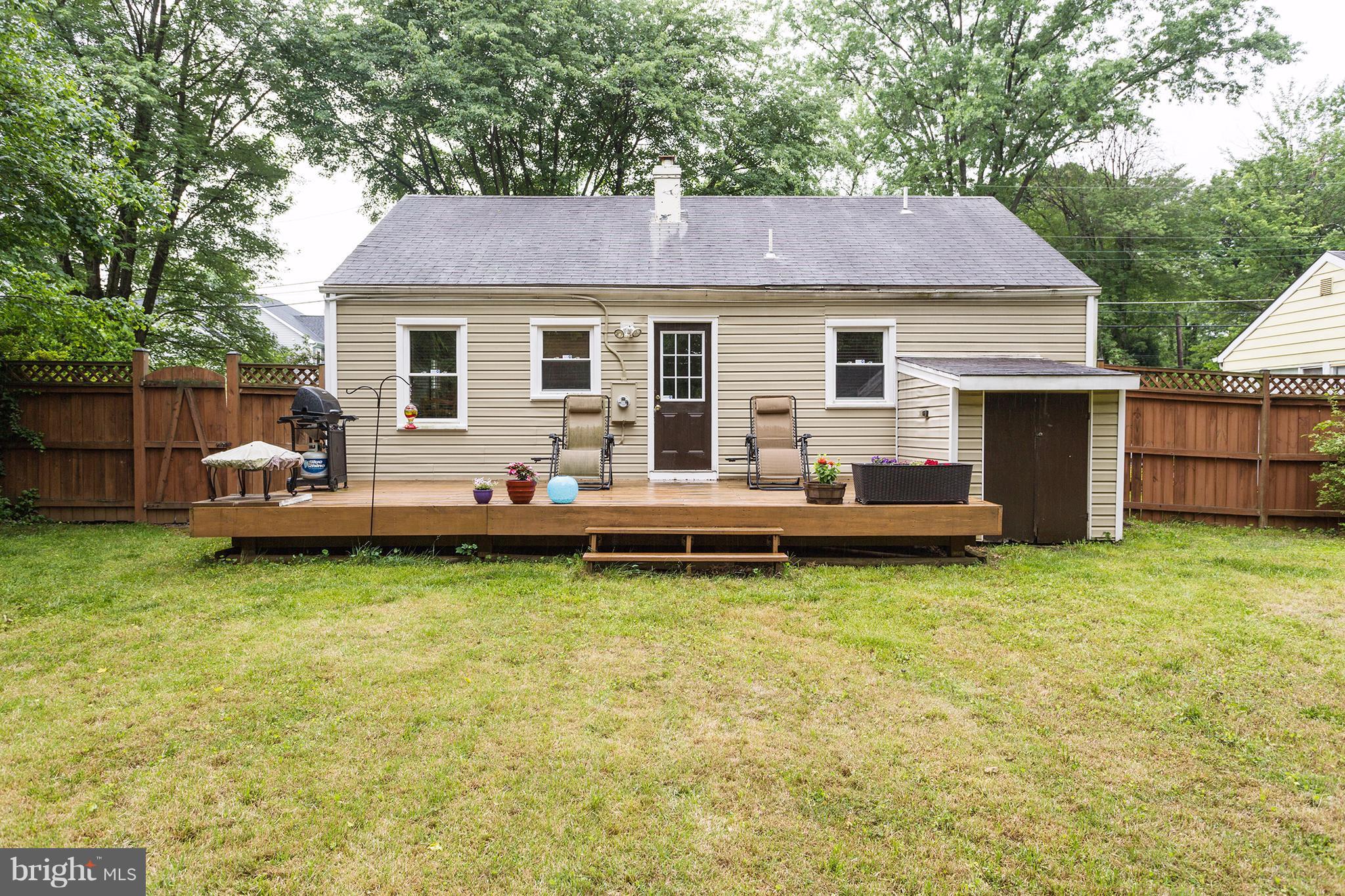 1921 Griffith Road Falls Church, VA 22043 - Photo 22 of 28 Exterior (Rear)