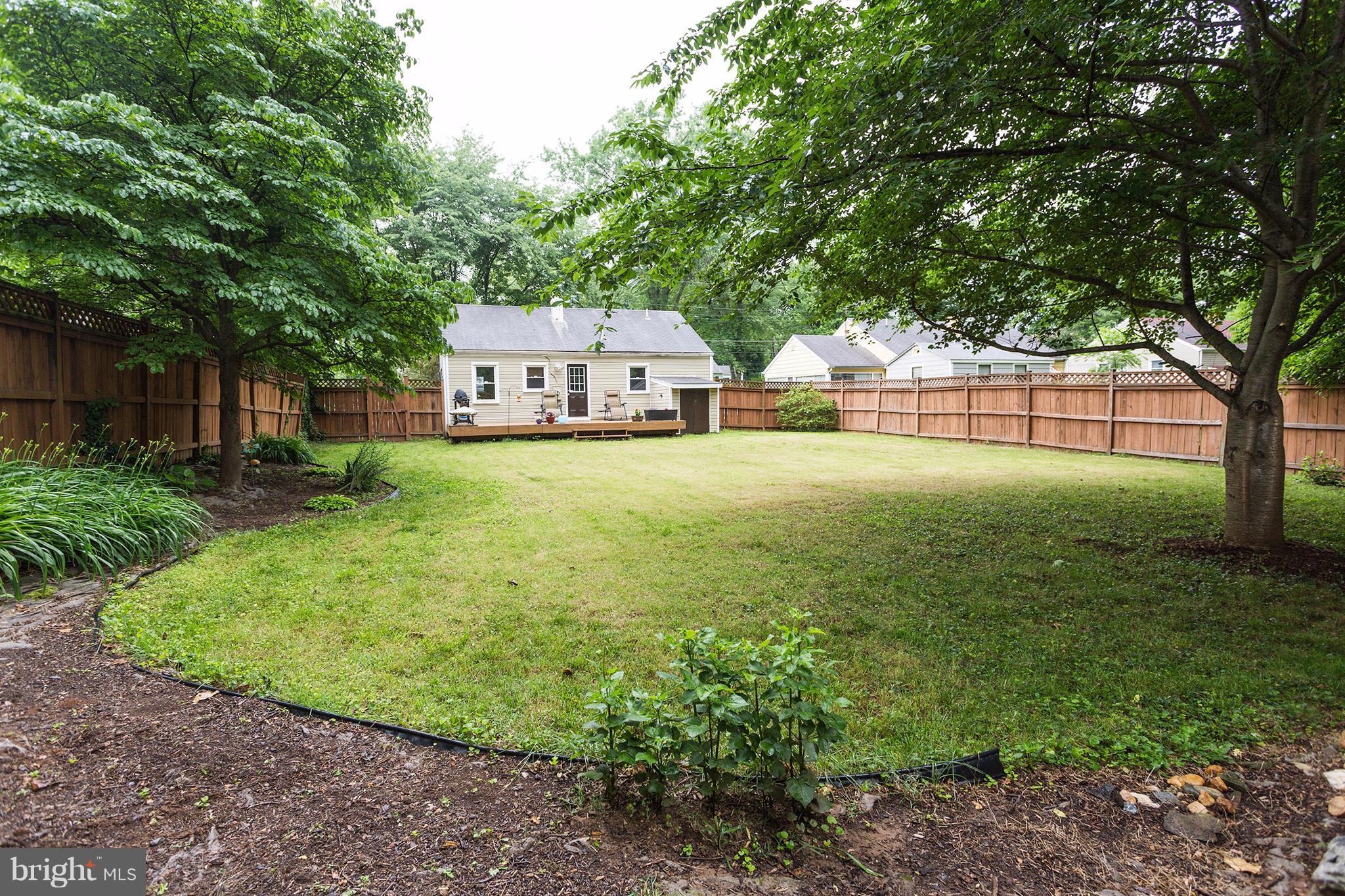 1921 Griffith Road Falls Church, VA 22043 - Photo 23 of 28 Exterior (Rear)