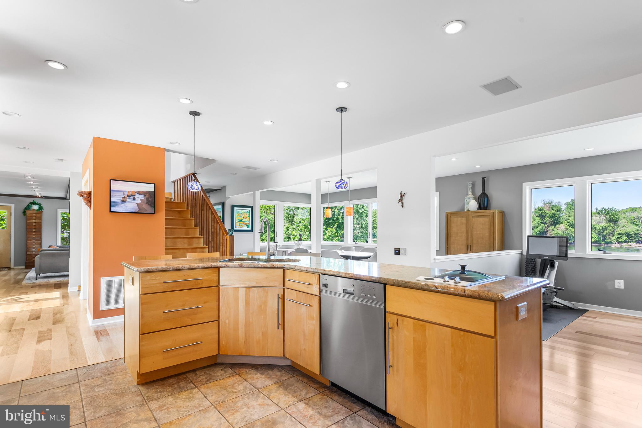 960 River Road Washington Crossing, PA 18977 - Photo 9 of 29