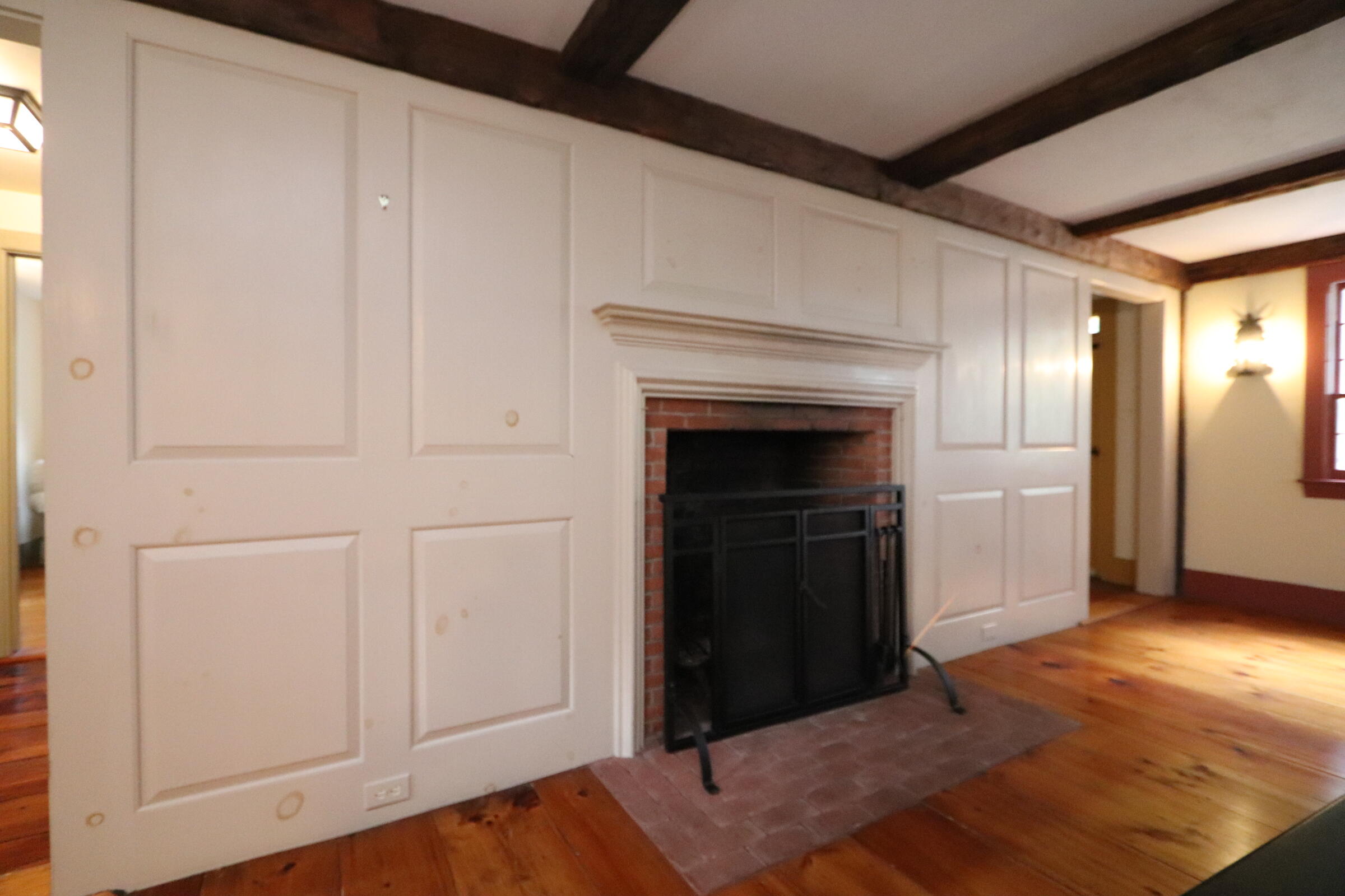 625 Goodwin Road Eliot, ME 03903 - Photo 21 of 51 Raised Panel Millwork