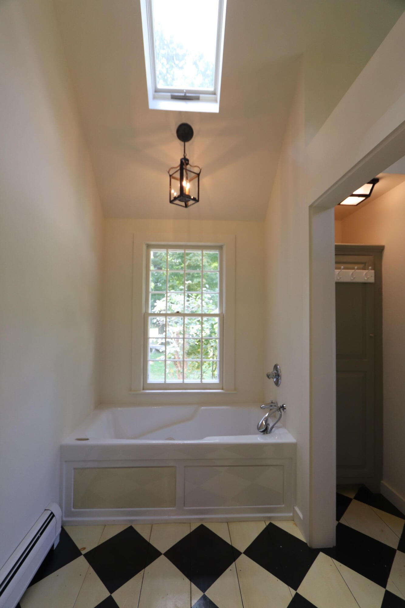 625 Goodwin Road Eliot, ME 03903 - Photo 27 of 51 En-Suite Jetted Bath