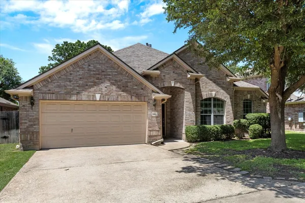 $2,900 | 1503 East Park Street, Cedar Park, TX 78613