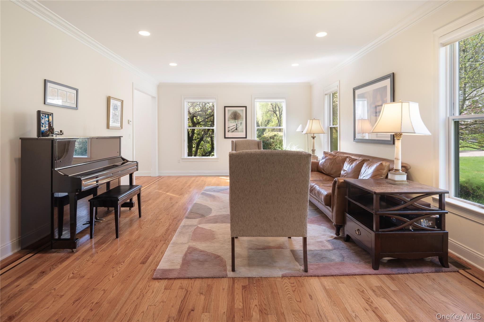 11 Hollow Tree Road Briarcliff Manor, NY 10510 - Photo 18 of 45