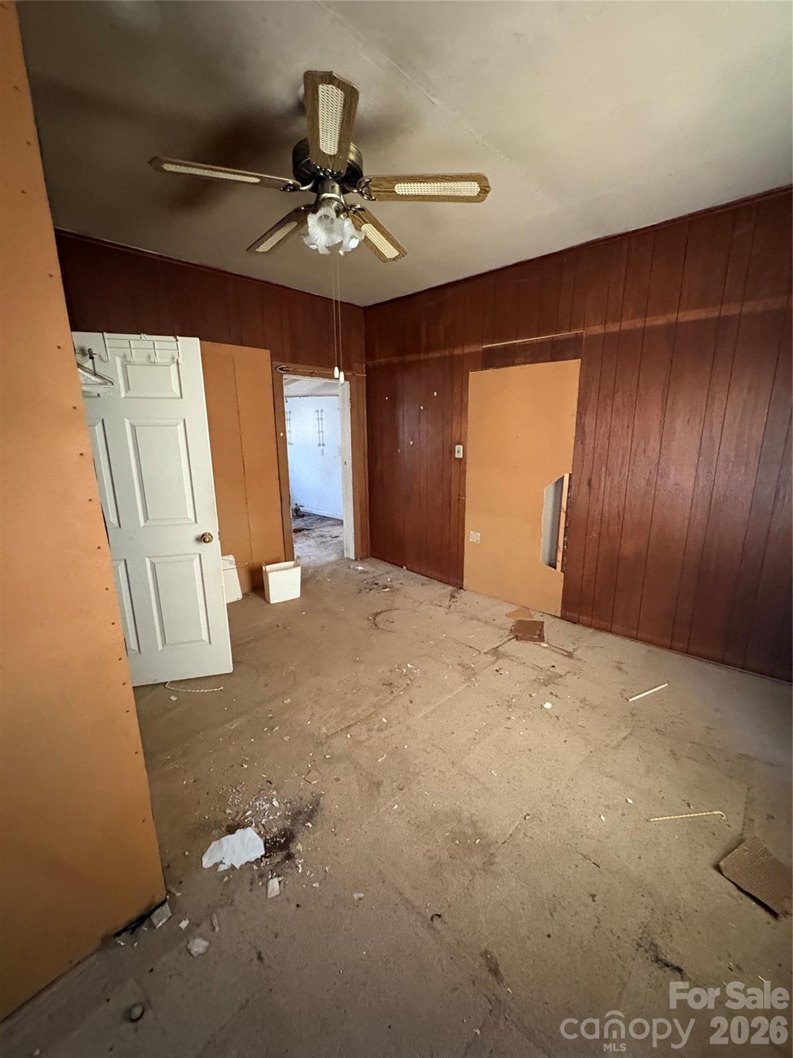 113 Davie Street Cooleemee, NC 27014 - Photo 4 of 14 a view of a livingroom with a ceiling fan and window