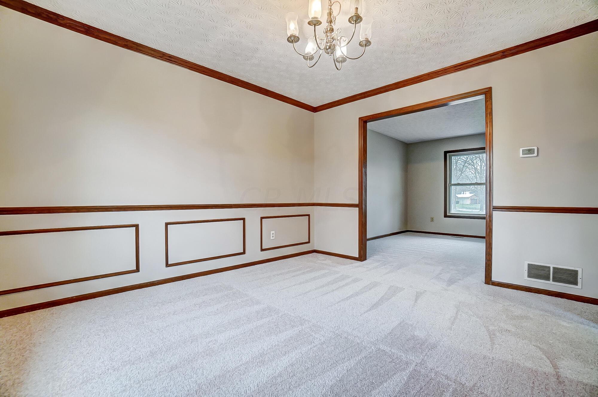 91 Lawrence Road Westerville, OH 43081 - Photo 12 of 50 015