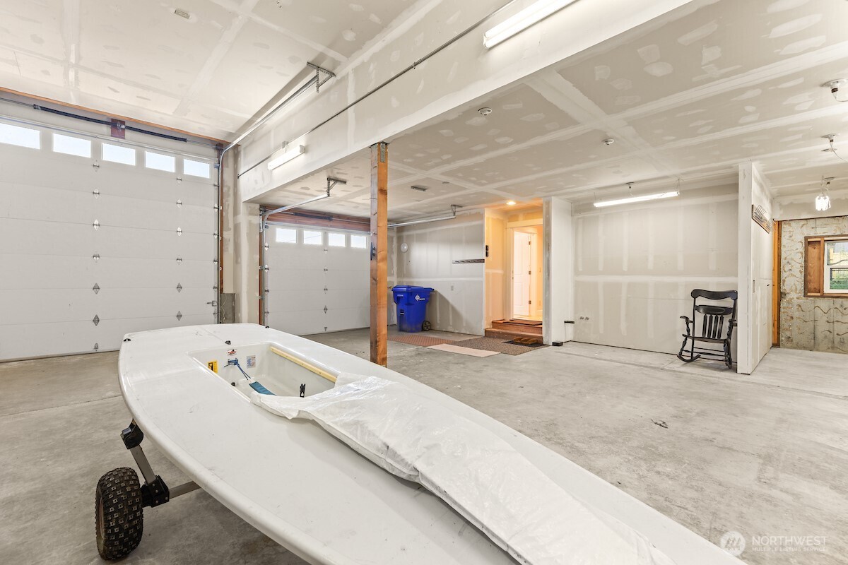 27826 Manzanita Beach Road Southwest Vashon, WA 98070 - Photo 23 of 31 Gallery Image 23