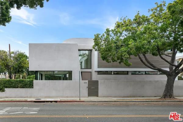 $15,000 | 3104 7th Street, Santa Monica, CA 90405